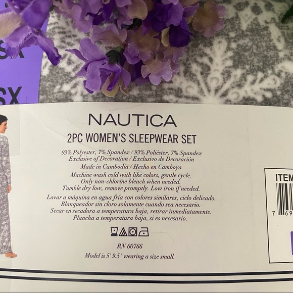 NUTICA Women's 2-Piece Silky Stretch Fleece Pajama Set, NWT - Picture 5 of 5